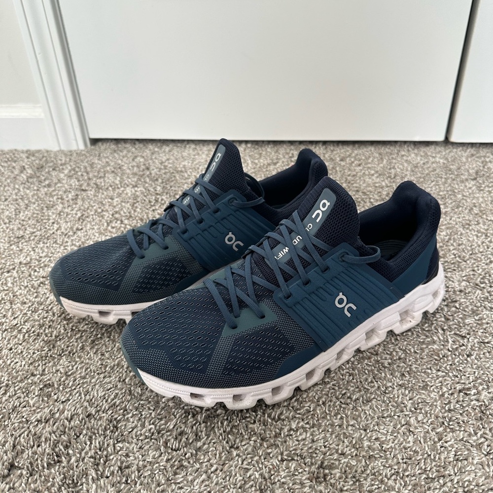On Running Blue Cloudswift Tennis Shoes - Picture 3 of 5